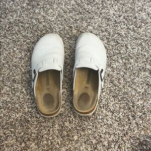 Women’s Grey Clogs